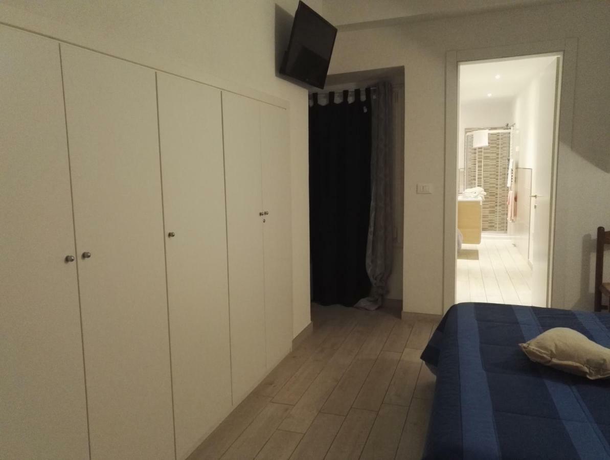 פיזונייה La Casa Nel Borgo Sul Lago מראה חיצוני תמונה